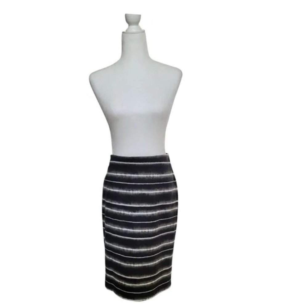 Pull-on Skirt from the Limited